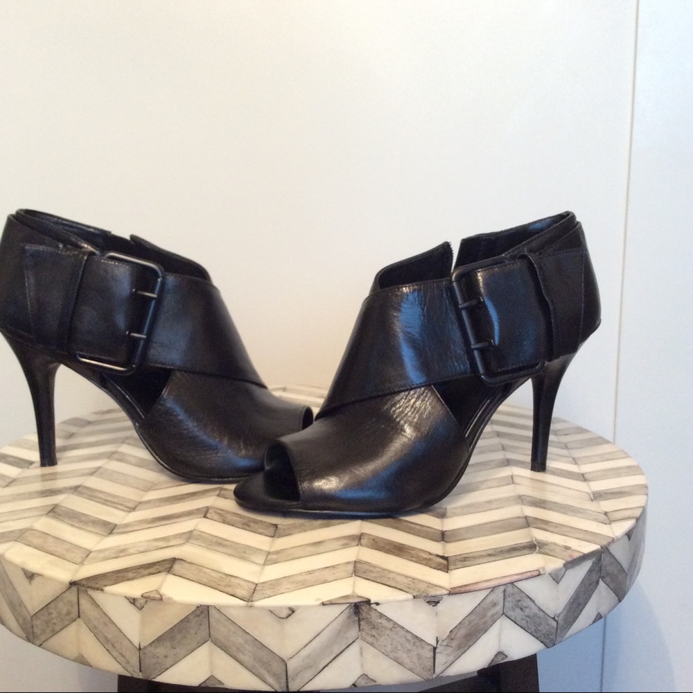NINE WEST BLACK HEELS